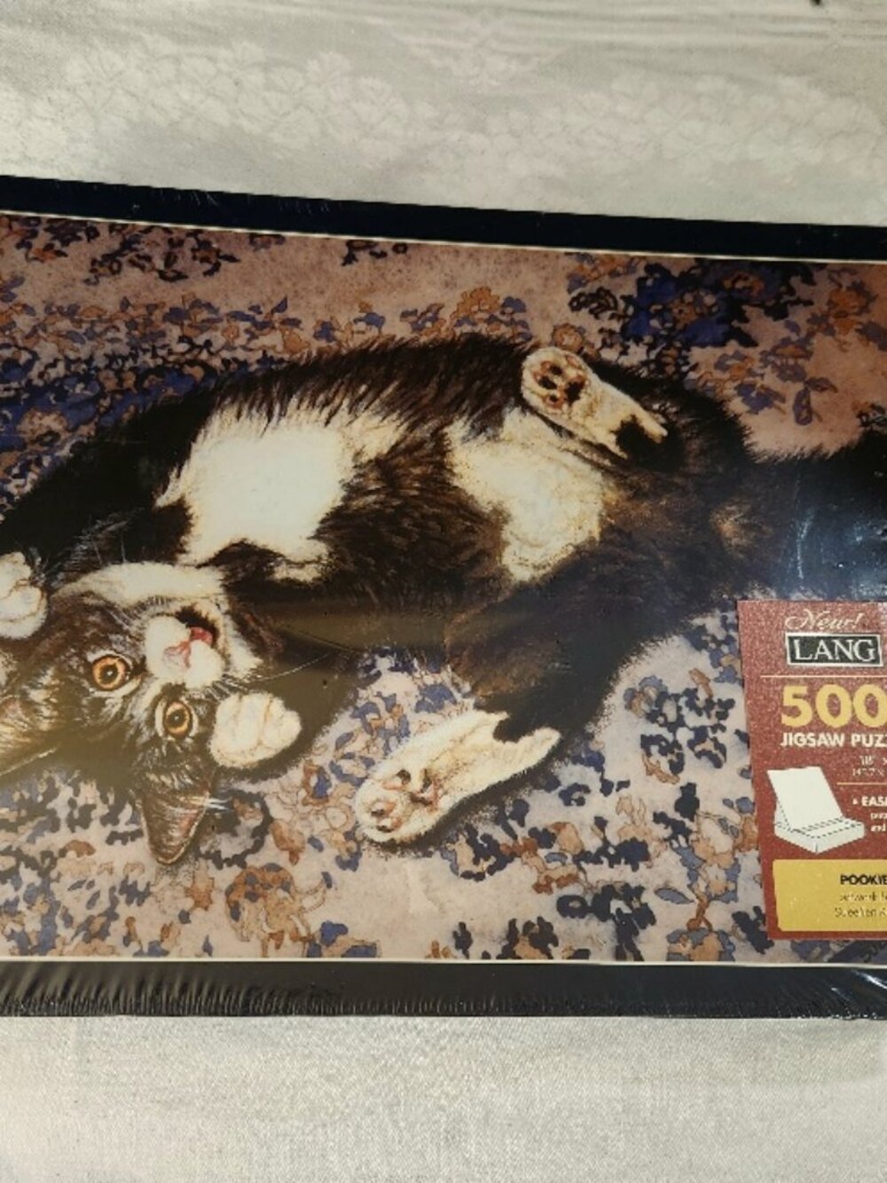 New Sealed Lang 500 Pc. Jigsaw Puzzle "Pookie" Cat Playing on a Rug